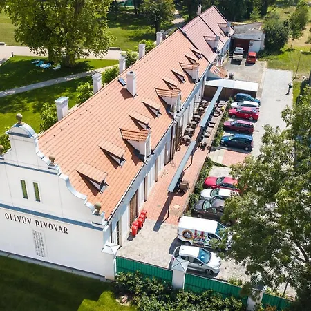 Olivuv Pivovar Vendégház Dolní Břežany